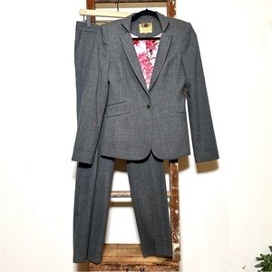 Ted Baker London Gray Women's Pantsuit with Floral Lining